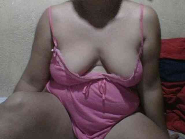 PinayAnna webcam