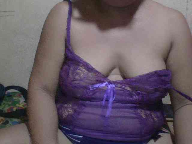 PinayAnna webcam