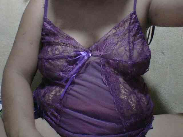 PinayAnna webcam