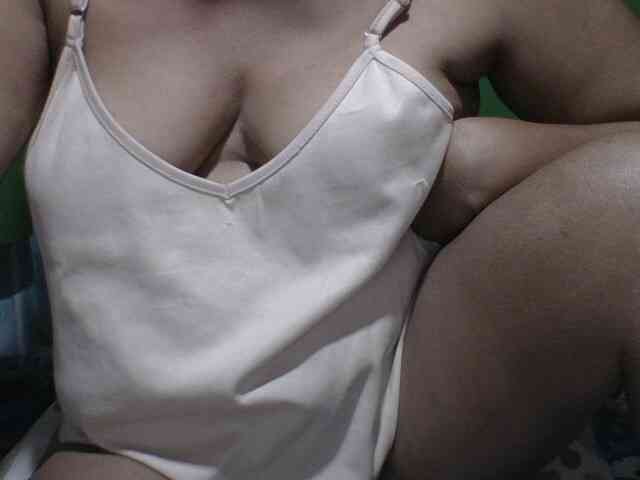 PinayAnna webcam