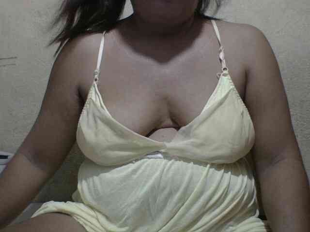 PinayAnna webcam