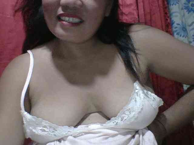 PinayAnna webcam