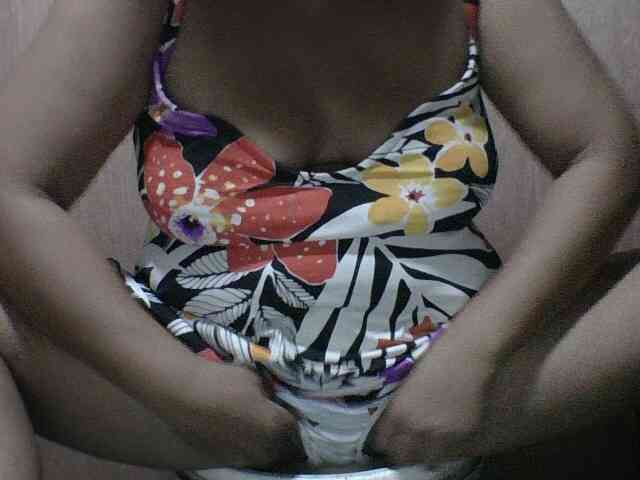 PinayAnna webcam