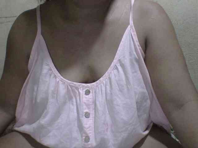 PinayAnna webcam