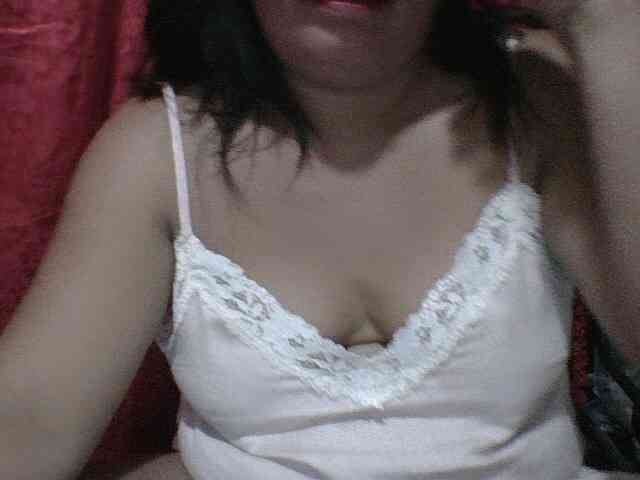 PinayAnna webcam