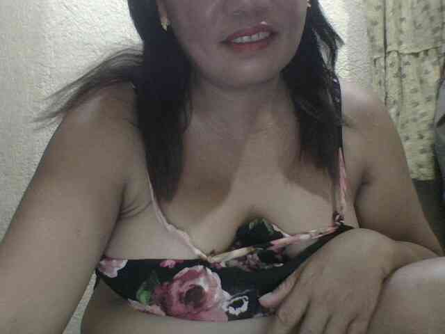 PinayAnna Live Webcam on BongaCams