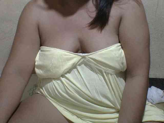 PinayAnna webcam