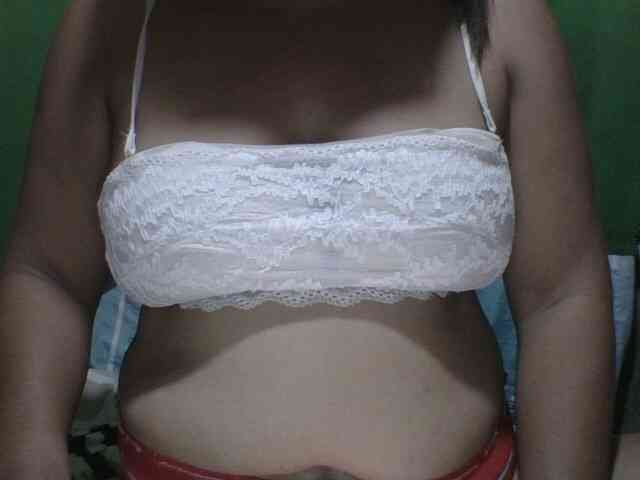 PinayAnna webcam