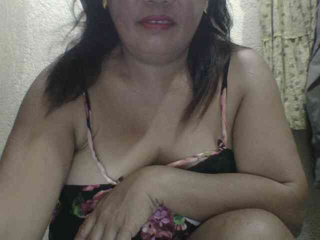 PinayAnna webcam