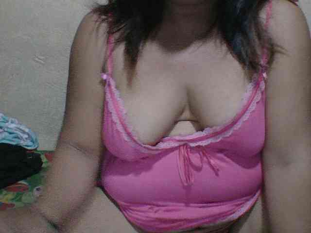 PinayAnna webcam