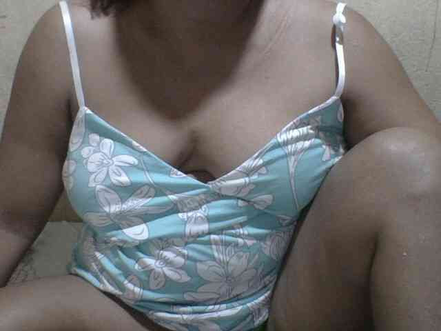 PinayAnna webcam
