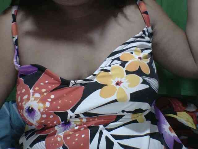 PinayAnna webcam