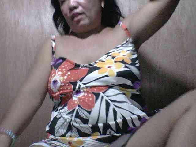PinayAnna webcam