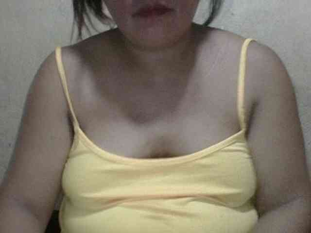 PinayAnna webcam