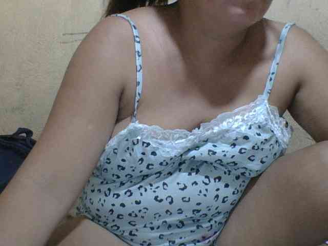 PinayAnna webcam