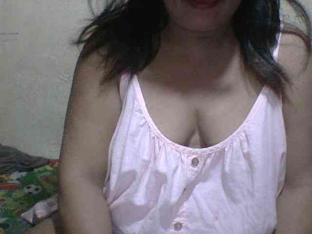 PinayAnna webcam