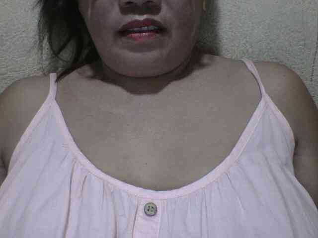 PinayAnna webcam