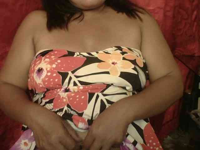 PinayAnna webcam
