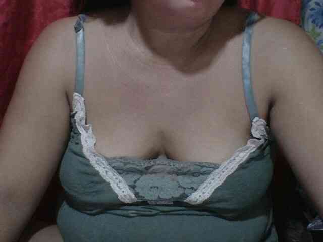 PinayAnna webcam