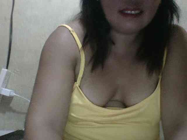 PinayAnna webcam