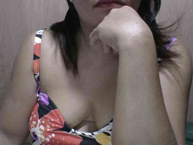 PinayAnna webcam