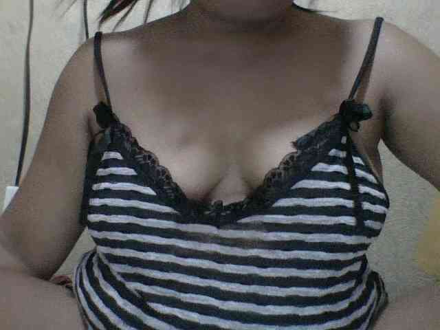 PinayAnna webcam