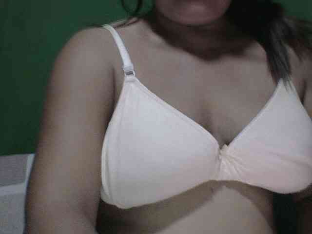 PinayAnna webcam