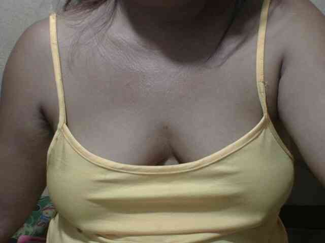 PinayAnna webcam