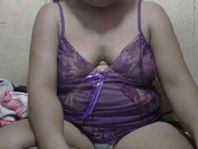 PinayAnna webcam