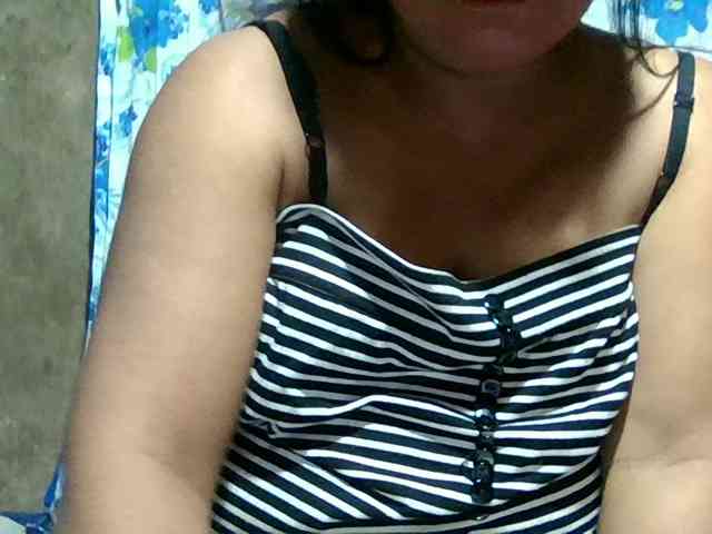 PinayAnna webcam