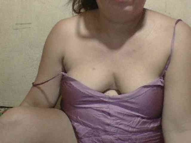 PinayAnna webcam