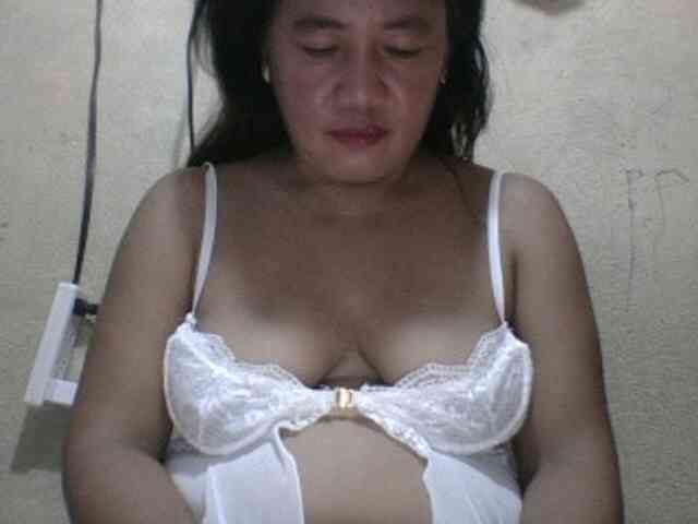 PinayAnna webcam