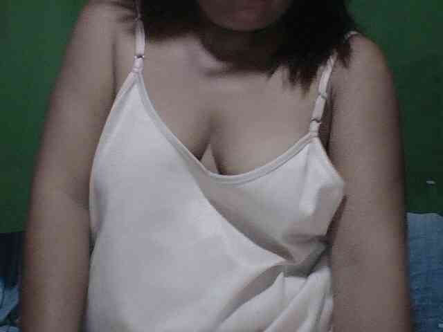 PinayAnna webcam
