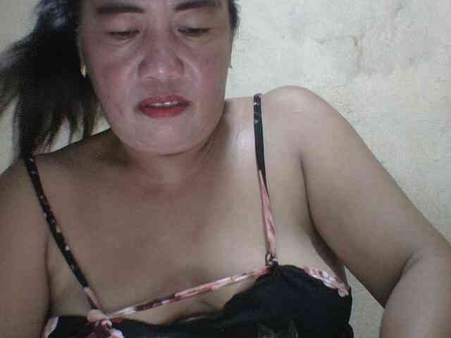 PinayAnna webcam