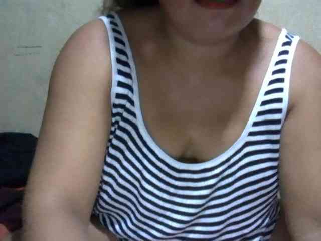 PinayAnna webcam