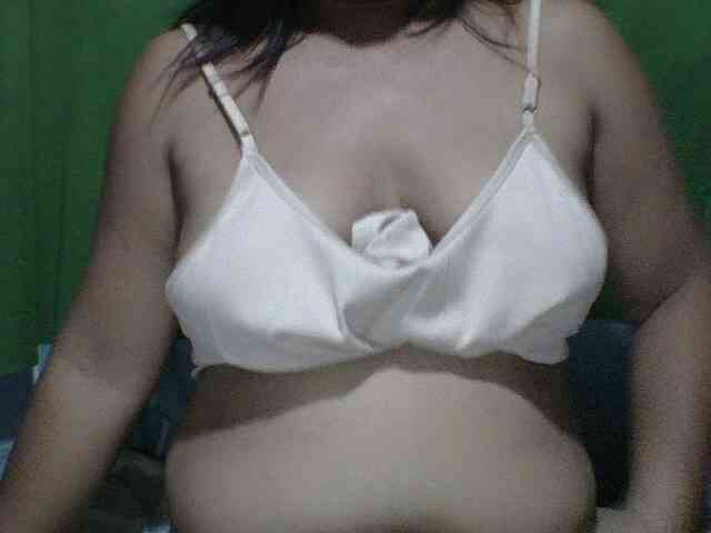 PinayAnna webcam