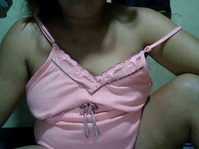 PinayAnna webcam