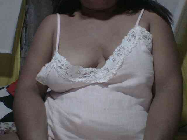 PinayAnna webcam