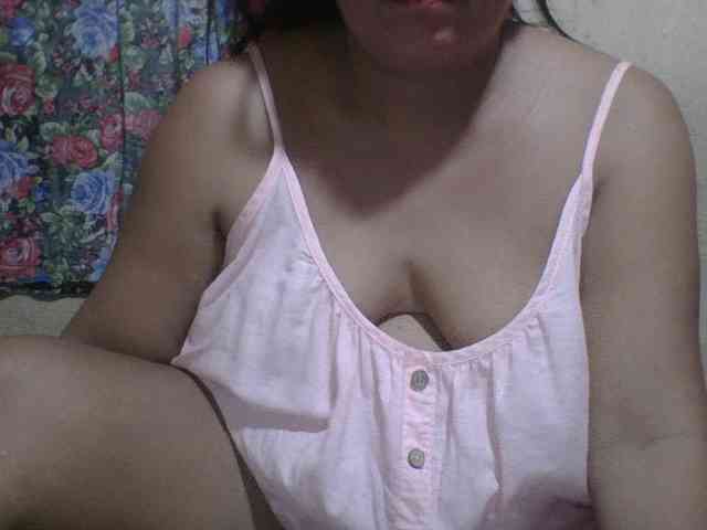 PinayAnna webcam