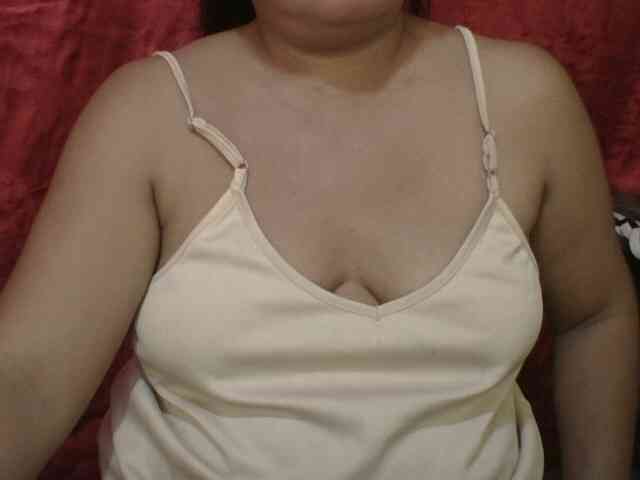 PinayAnna webcam