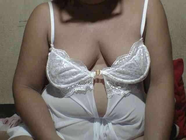 PinayAnna
