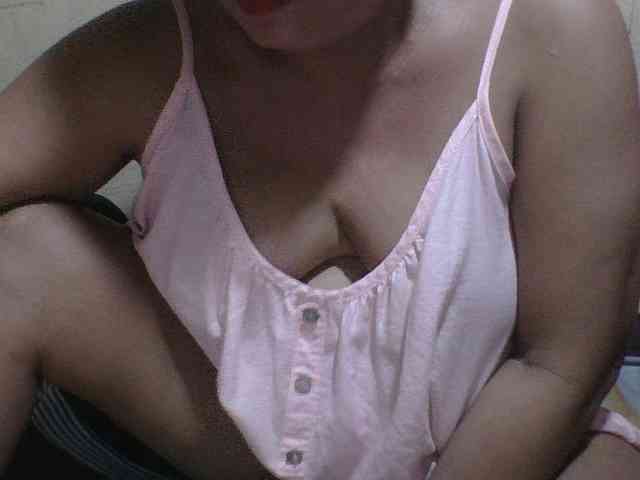PinayAnna webcam