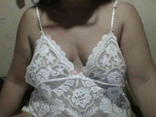 PinayAnna webcam
