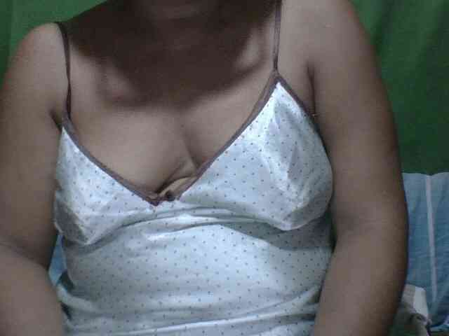PinayAnna PinayAnna
