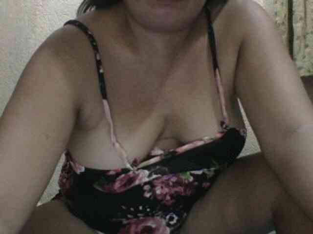 PinayAnna webcam