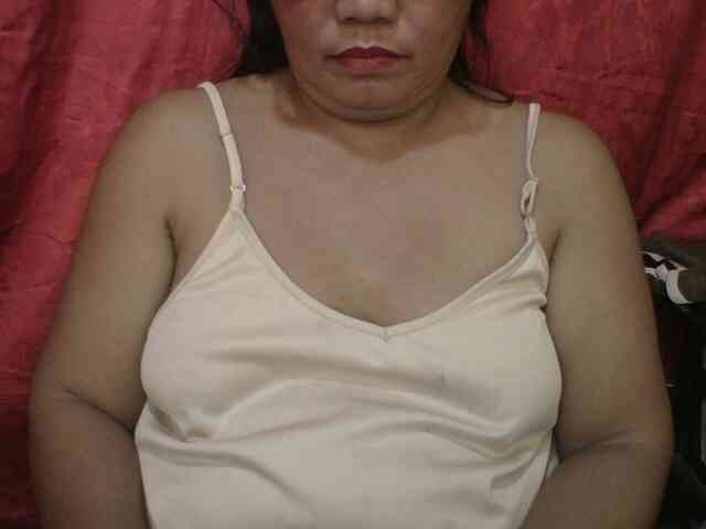 PinayAnna webcam