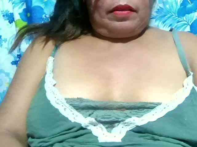 PinayAnna webcam