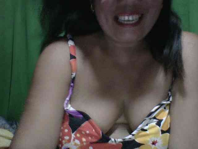 PinayAnna webcam