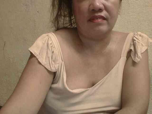 PinayAnna webcam
