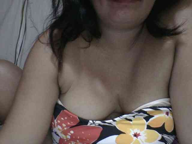PinayAnna webcam